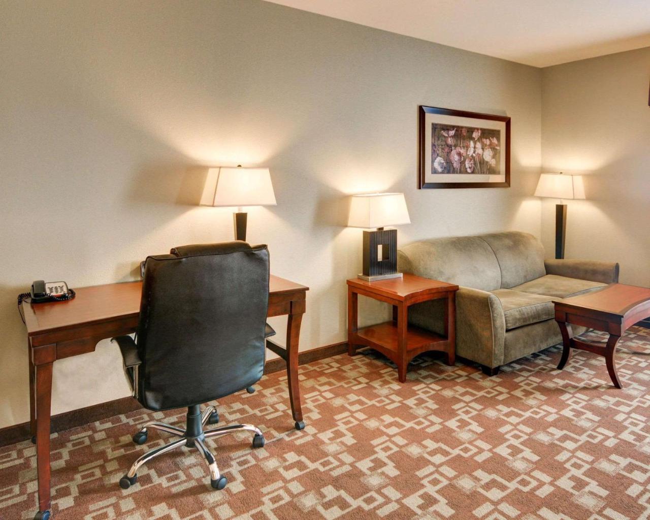 Comfort Suites Near Northeast Mall 노스리치랜드힐스 외부 사진